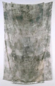 Robert Rauschenberg, Glacier (Hoarfrost), 1974, Transfer auf Satin und Chiffon, mit Kissen, 304,8 x 188 x 14,9 cm, Houston, The Menil Collection. 